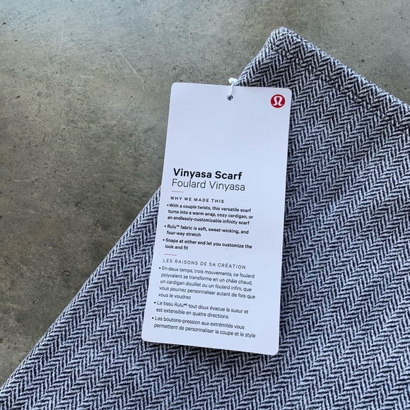 Lululemon Vinyasa Scarf Grey herringbone - Picture 4 of 6